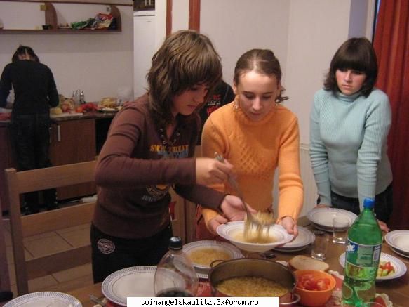 EmoGirlPhotos - EmoGirl - :: ASTIA SUNTEM NOI ::