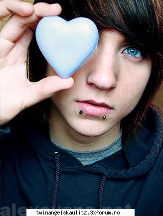 Emo Pics - BillutZza KaulitZza - :: EMO STYLE ::