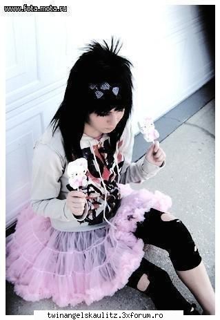 Emo Pics - EmoBarbie - :: EMO STYLE ::