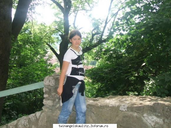 Just .. Me !! :| - c peisaj frumos mhai phutzin persoana din peisaj - :: ASTIA SUNTEM NOI ::
