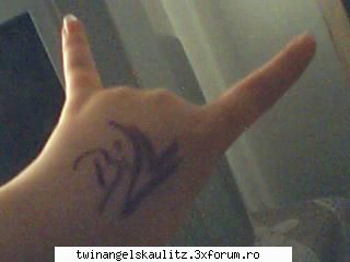Just .. Me !! :| - BillutZza KaulitZza - :: ASTIA SUNTEM NOI ::