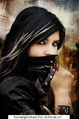 Porecle - kitty billutza,emo,mitzy - :: MEMBRII FORUMULUI ::