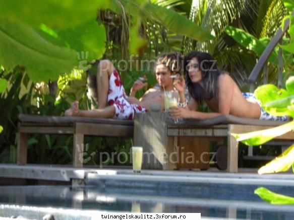 Poze originale - Tot in vacantzZza - :: KAULITZ TWINS (photos) ::