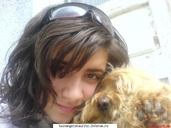 :x - yo cu cutzu meu....la bunici .....poza asta e de - :: ASTIA SUNTEM NOI ::