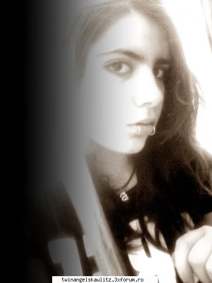 :x - kitty - :: ASTIA SUNTEM NOI ::